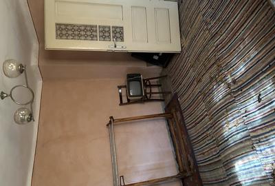 Teren intravilan si casa batraneasca - 5