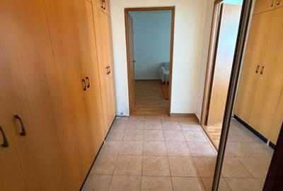 Apartament cu 2 camere decomandat în Titan - 12