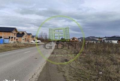 Teren de 750 mp, în Central - 8