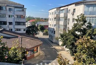 Apartament cu 3 camere decomandat în Central - 2