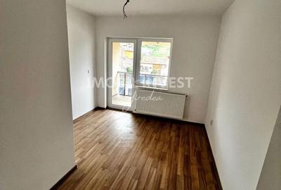 Casă cu 4 camere cu Teren 300 Mp în Cetate - 3