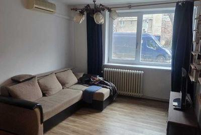 Apartament cu 3 camere semidecomandat în Rovine - 3