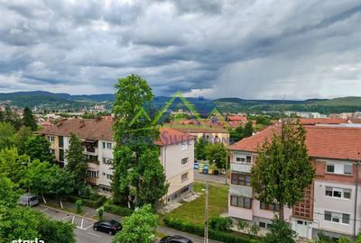 Apartament cu 2 camere decomandat în Bunești - 2