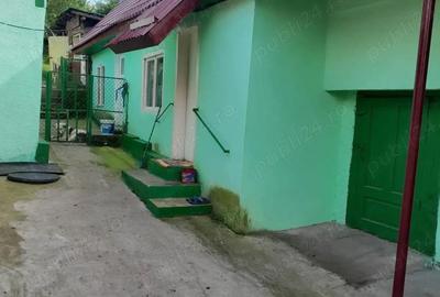 Casă cu 3 camere cu Teren 800 Mp în Central - 2