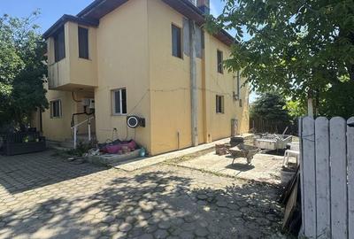 Casă cu 4 camere în Central - 2