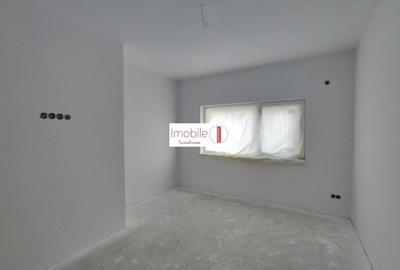 Duplex cu 4 camere cu Canalizare în Florești - 9