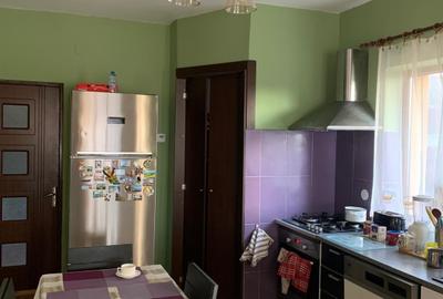 Casă individuală cu 4 camere cu Canalizare în Iris - 3