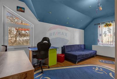 Casă cu 8 camere cu Teren 777 Mp în Ultracentral - 39