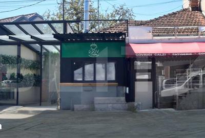 Casă cu 6 camere cu Teren 330 Mp în Central - 1