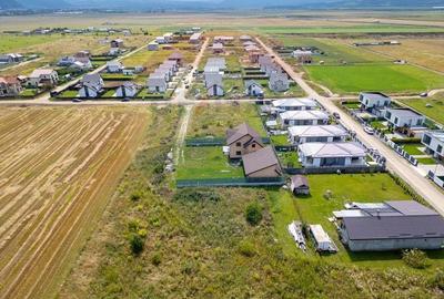 Teren intravilan de vânzare – Cristian, str. Nicolae Titulescu 586 - 4