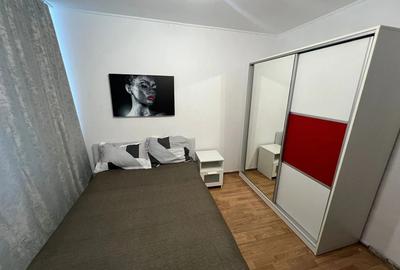 Propietar vand apartament 3 camere sector4 strada frumusani - 1