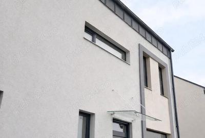 Casă cu Teren 276 Mp în Malu - 2