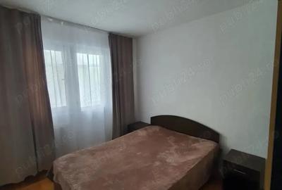 Inchiriez apartament cu 3 camere in Caransebes