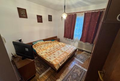 Apartament 3 camere la etajul 1 - 7
