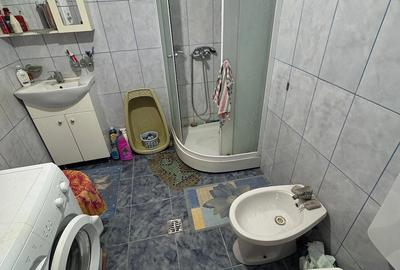 Casă cu Teren 1060 Mp în Moșteni - 1