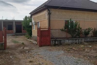 Vand urgent casa in comuna Seleu?..Pre? 80000 Euro Negociabil - 5