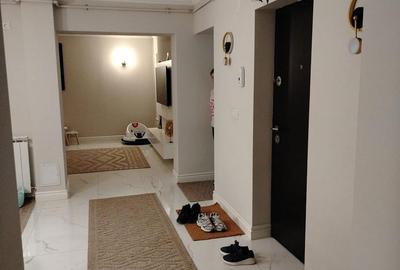 Apartament cu 3 camere în Central - 3