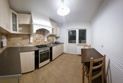 Apartament spatios cu centrala proprie - 2