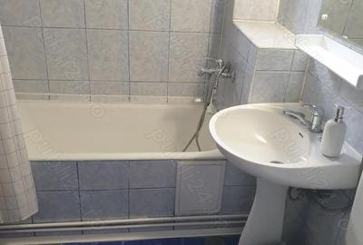 Apartament cu 3 camere decomandat în Centrul Civic - 9