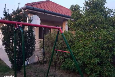 Casă cu 4 camere cu Teren 520 Mp în Borș - 7