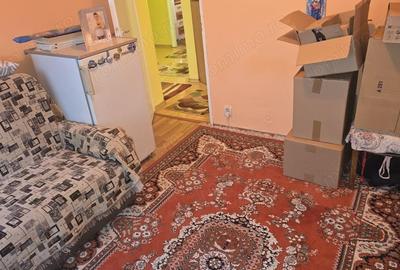 Apartament cu 4 camere decomandat în Micro 15 - 18