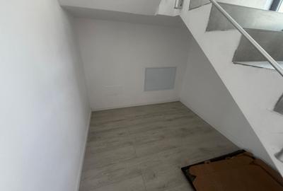 Casă individuală cu 5 camere cu Canalizare în Central - 5
