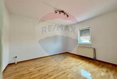 Casa / Vila cu 7 camere de vanzare in zona Elisabetin - 8