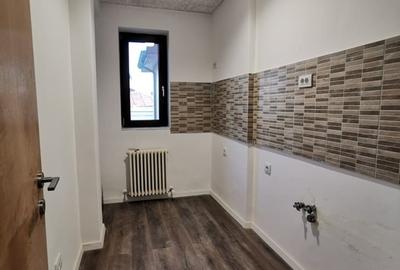 Casă cu Teren 25 Mp în Unirii - 7