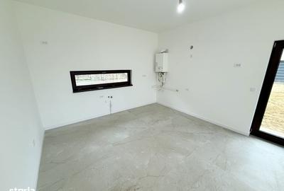 Casă cu 4 camere cu Teren 390 Mp în Central - 5