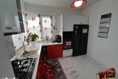Casă cu 5 camere decomandat cu Piscina în Sântandrei - 15