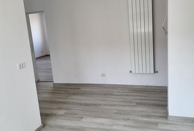Apartament cu 2 camere decomandat în Central - 2