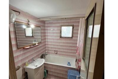Apartament cu 4 camere semidecomandat în Apărătorii Patriei - 2