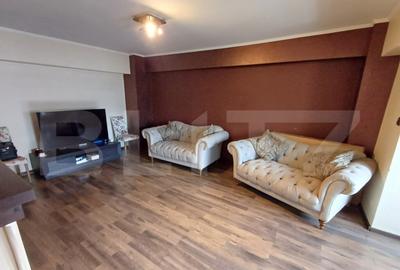 Apartament de inchiriat, cu 2 camere, 63 mp, decomandat, zon - 1