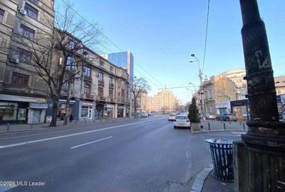 Apartament cu 6 camere decomandat în Armeneasca