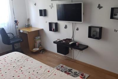 Garsoniera, decomandata, 30 mp, centrala, ac, parcare, metrou, Popesti Leordeni - 2