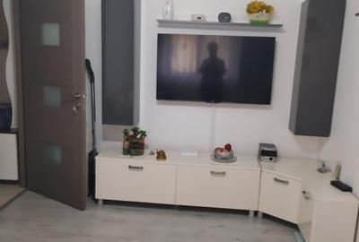 Apartament cu 2 camere, mobilat în Micro III - 1