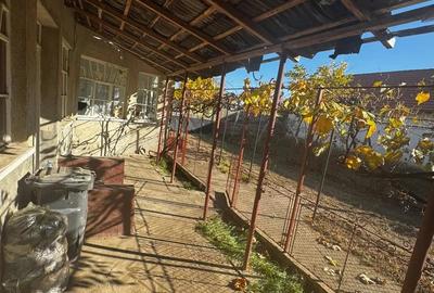 Casa cu 4 camere, disponibila cu avans si rate lunare, in zona foarte buna, cu teren de 2320 mp - 2