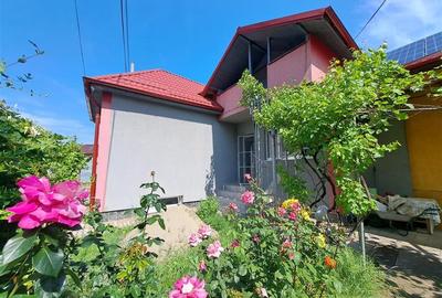 Casă individuală cu 4 camere cu Canalizare în Iris - 1