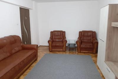 Inchiriez apartament - 2