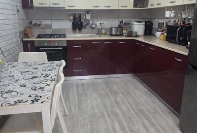 Casă cu 5 camere cu Teren 250 Mp în Măgurele - 5