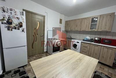 Apartament 1 cameră spațios, 32 mp, renovat, mobilat complet, Etaj 2 - 4