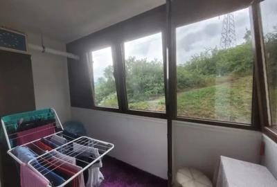 Apartament cu 2 camere, 48 mp, etaj intermediar, zona Petrom - 6