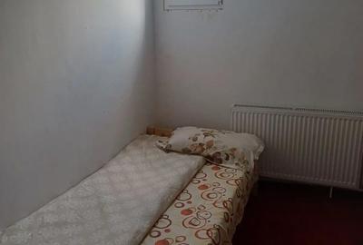 Garsonieră decomandată în Central - 7