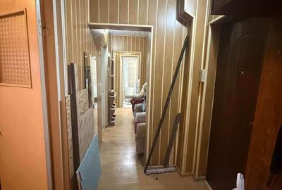 Apartament cu 3 camere decomandat în Brăilița - 2
