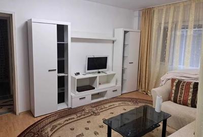 Apartament cu 2 camere semidecomandat, mobilat în Tineretului