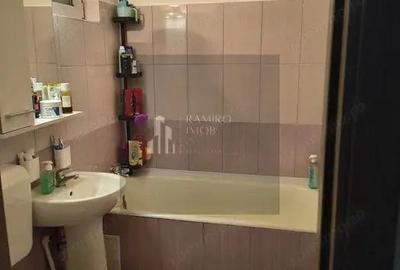 Apartament cu 2 camere semidecomandat în Progresul - 3