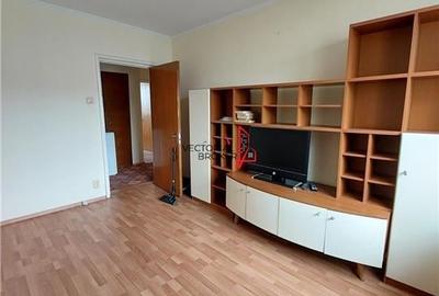 ,Apartament in bloc reabilitat- 10 min metrou OBOR - 4