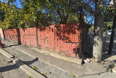 Teren de 253 mp, în Apărătorii Patriei - 2