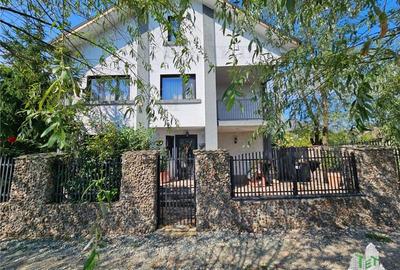 Vila superba, cu piscina, 970mp teren, D+P+E+M, gradina amenajata+pomi fructifer Vila superba, cu piscina, 970mp teren, D+P+E+M, gradina amenajata+pomi fructifer - 1