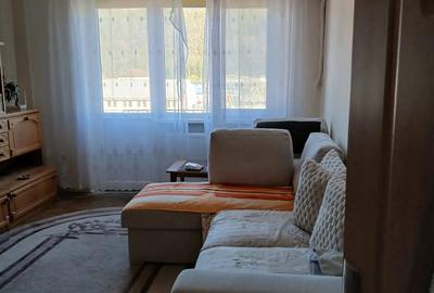 Vand apartament 2 camere luminos amenajat si mobilat langa Universitate 40.800 Euro neg. - 3